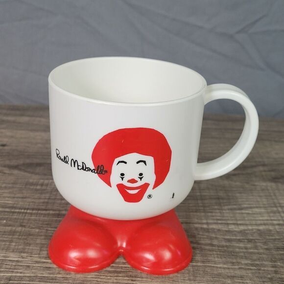 Vintage 80s Ronald McDonald Plastic "Footed" Cup‎ - Picture 1 of 7